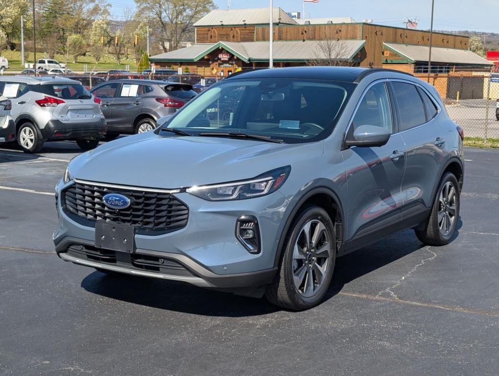 used 2023 Ford Escape car, priced at $26,417