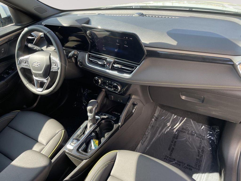 used 2025 Chevrolet TrailBlazer car, priced at $29,763