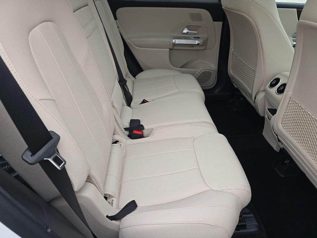 new 2026 Mercedes-Benz GLB 250 car, priced at $52,160