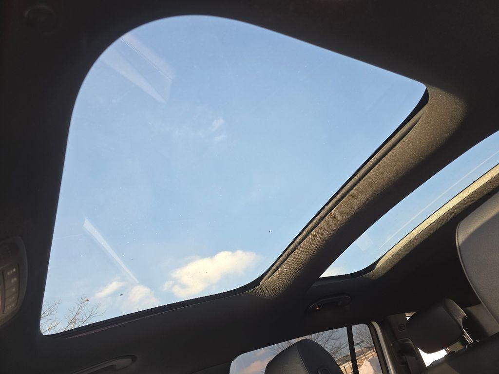 used 2022 Mercedes-Benz GLB 250 car, priced at $29,489