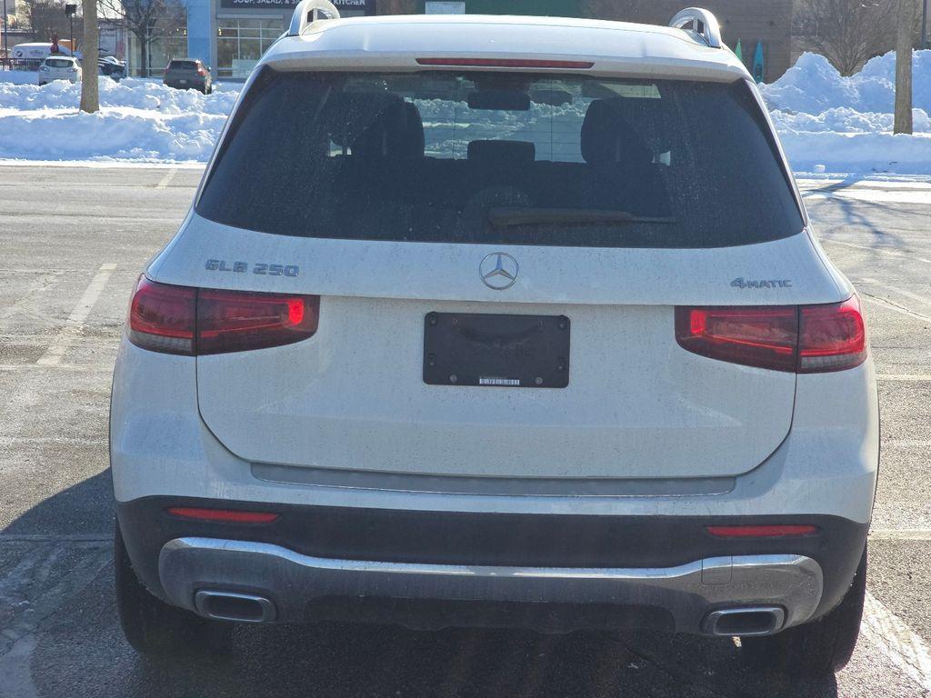 used 2022 Mercedes-Benz GLB 250 car, priced at $29,489