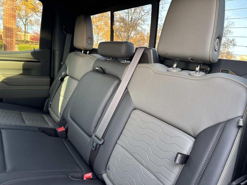 used 2022 Chevrolet Silverado 1500 car, priced at $46,191