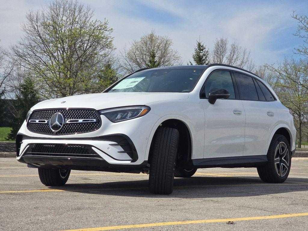 new 2026 Mercedes-Benz GLC 300 car, priced at $66,190