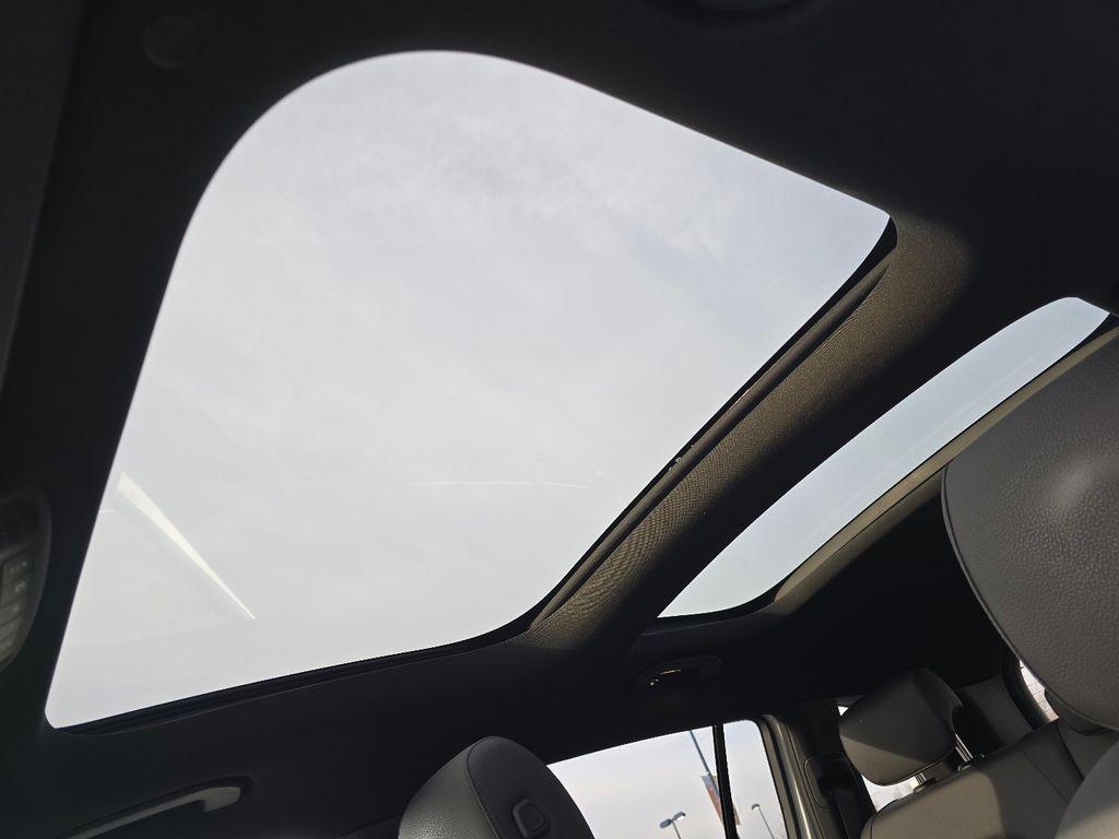 used 2023 Mercedes-Benz GLB 250 car, priced at $31,305