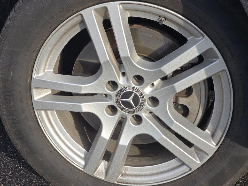 used 2023 Mercedes-Benz GLB 250 car, priced at $31,305