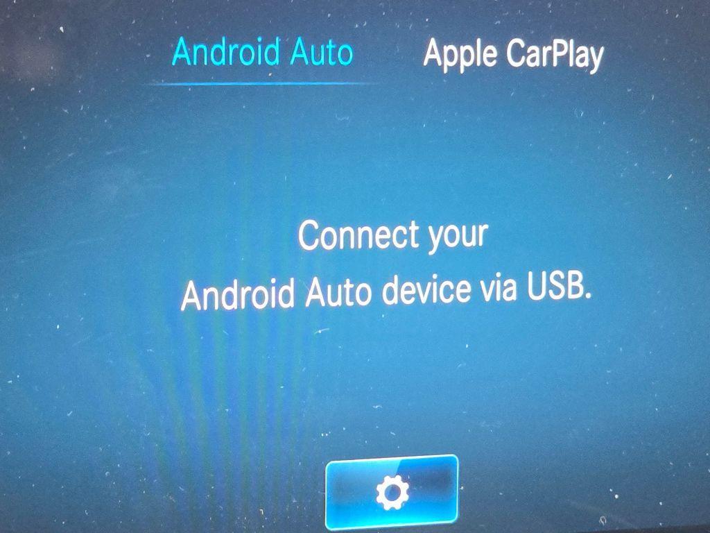 used 2023 Mercedes-Benz GLB 250 car, priced at $31,305