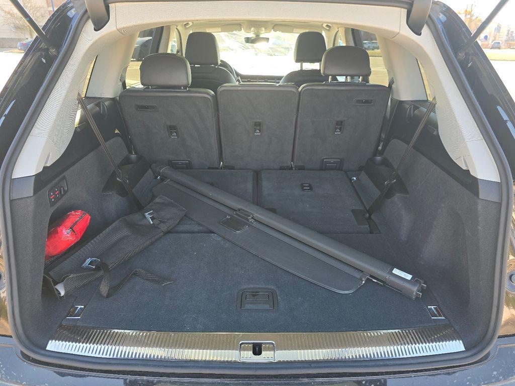 used 2017 Audi Q7 car, priced at $17,731