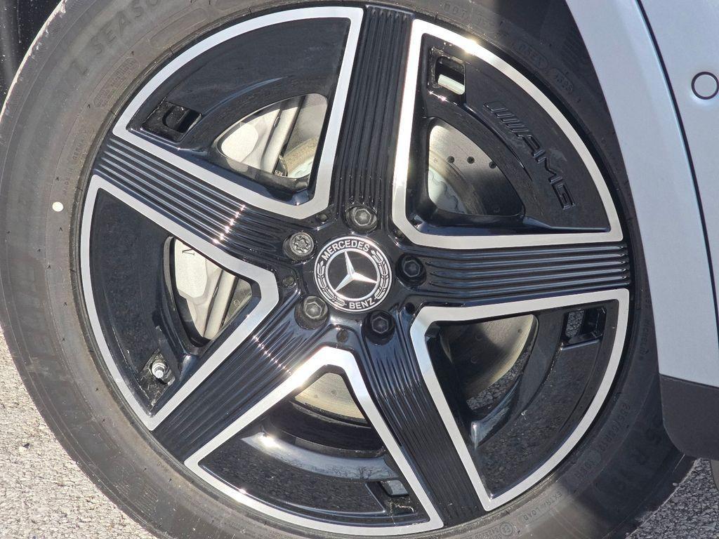 new 2026 Mercedes-Benz GLC 300 car, priced at $65,340