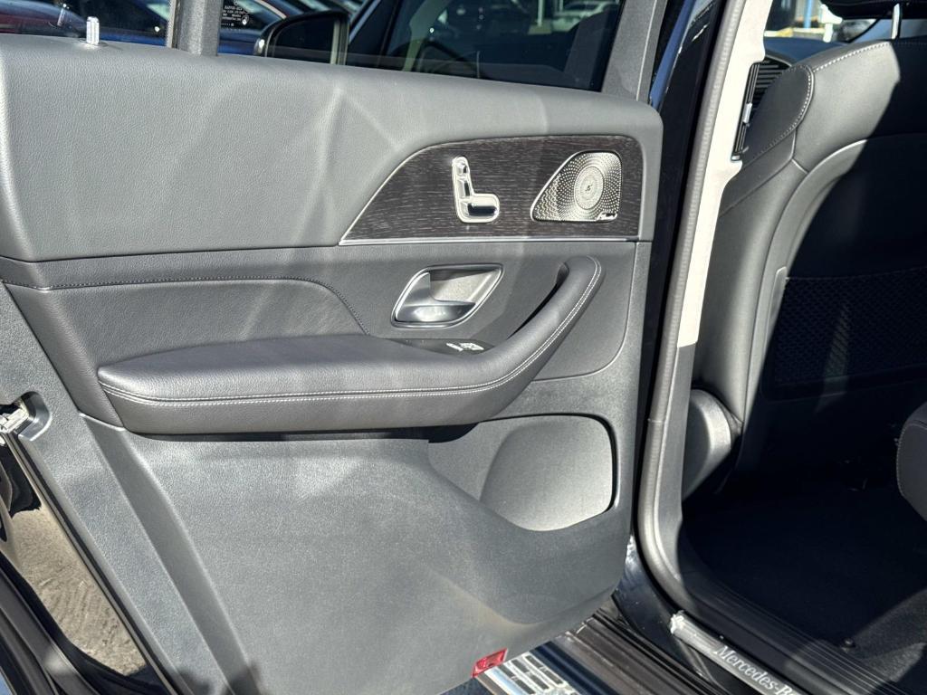 new 2026 Mercedes-Benz GLS 450 car, priced at $93,615