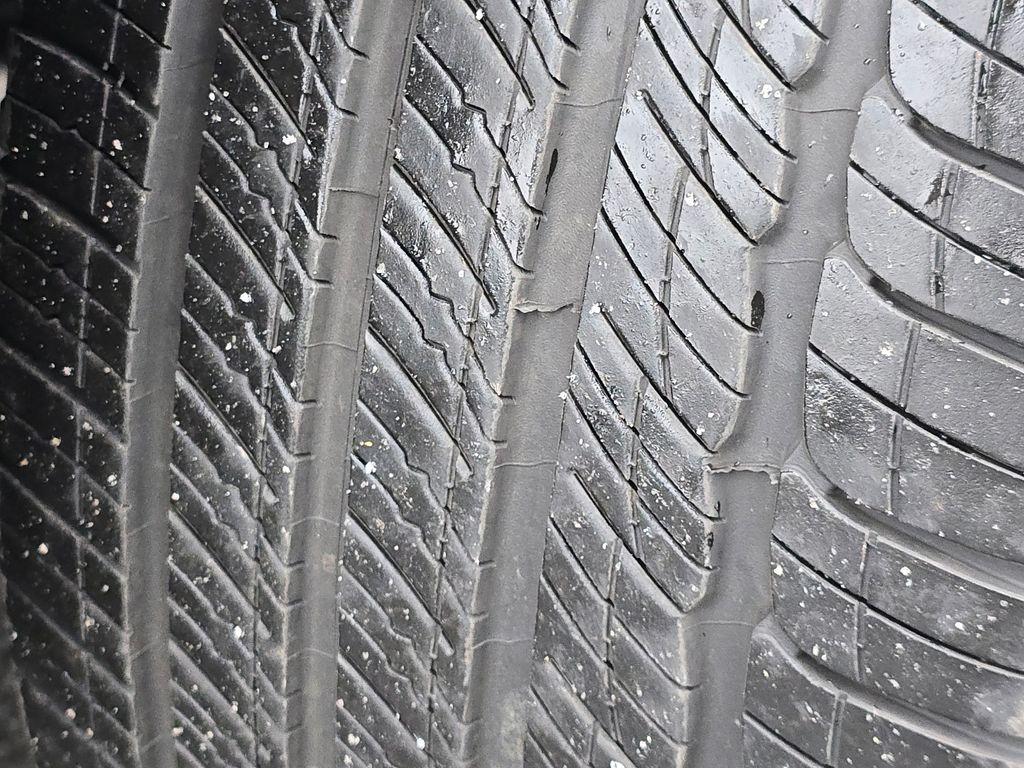 used 2026 Mercedes-Benz GLE 350 car, priced at $67,539