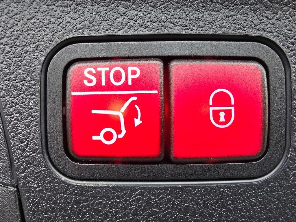 used 2026 Mercedes-Benz GLE 350 car, priced at $67,539