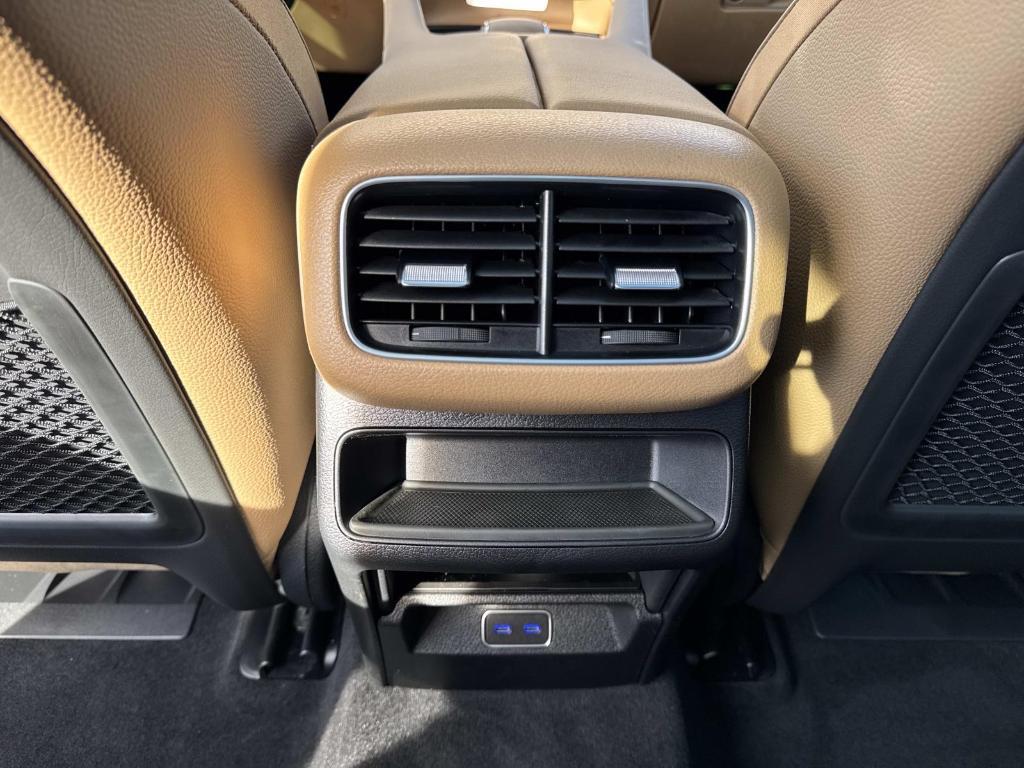 new 2026 Mercedes-Benz GLE 450 car, priced at $87,370