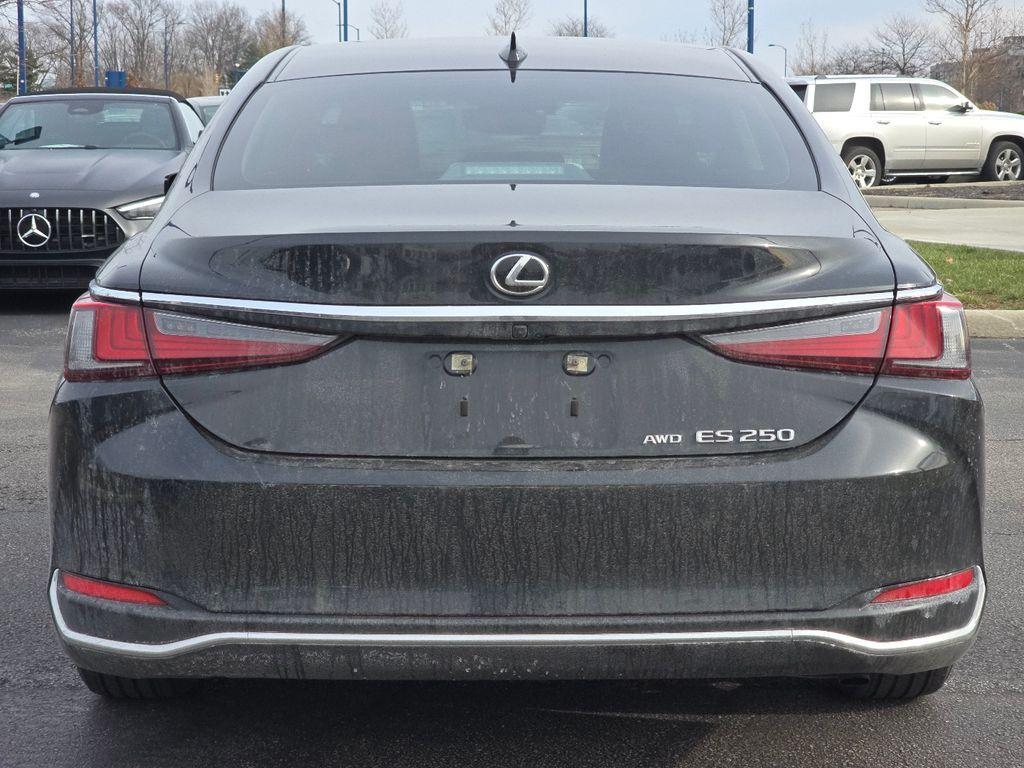 used 2021 Lexus ES 250 car, priced at $31,231