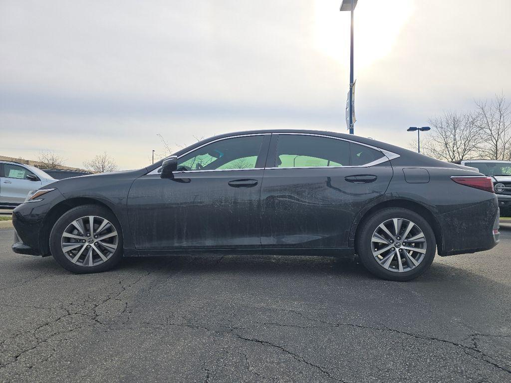 used 2021 Lexus ES 250 car, priced at $31,231