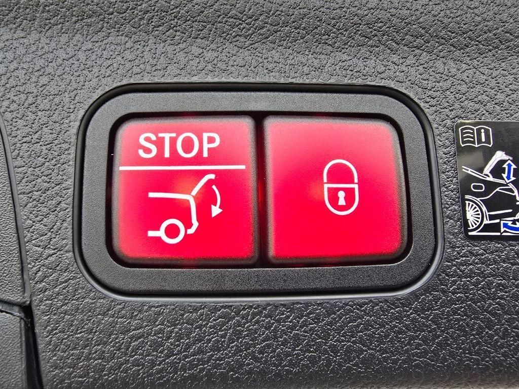 new 2026 Mercedes-Benz GLE 450 car, priced at $86,820