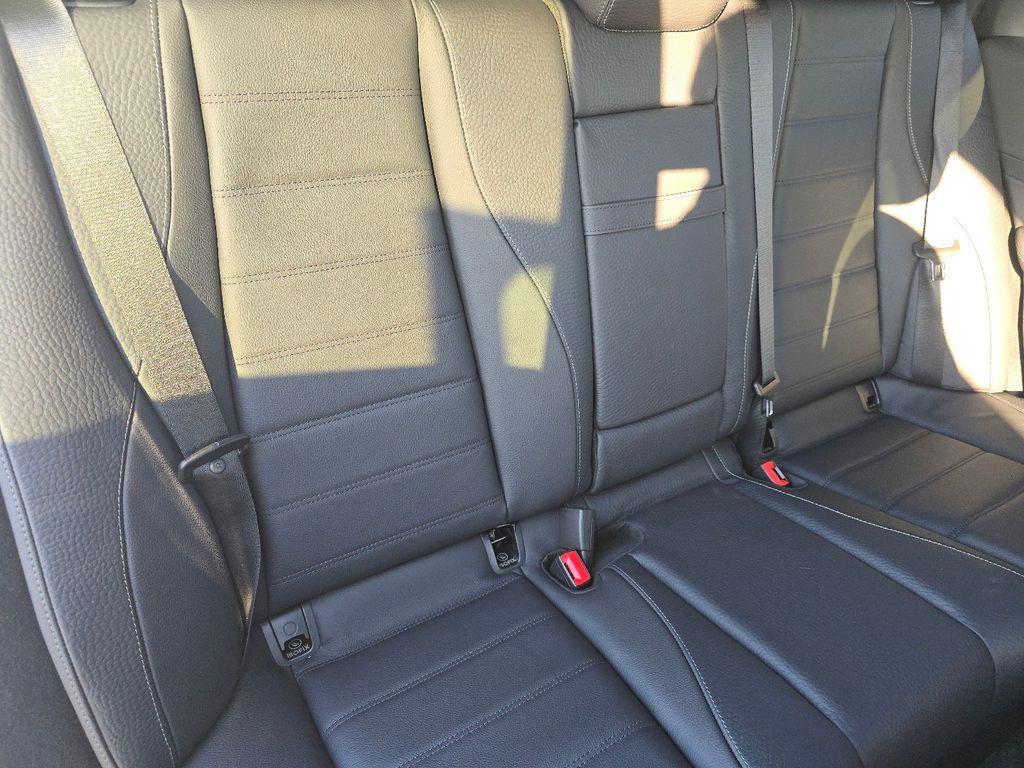 new 2025 Mercedes-Benz GLE 450 car, priced at $84,910