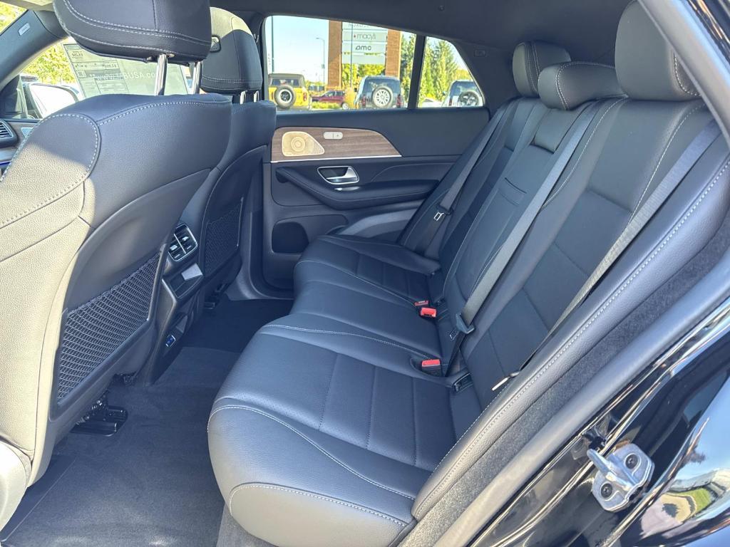 new 2026 Mercedes-Benz GLE 450 car, priced at $83,600