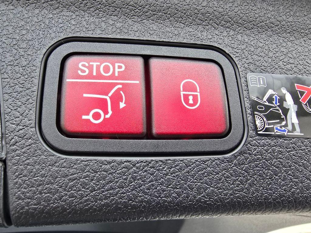 new 2026 Mercedes-Benz AMG GLE 53 car, priced at $98,550