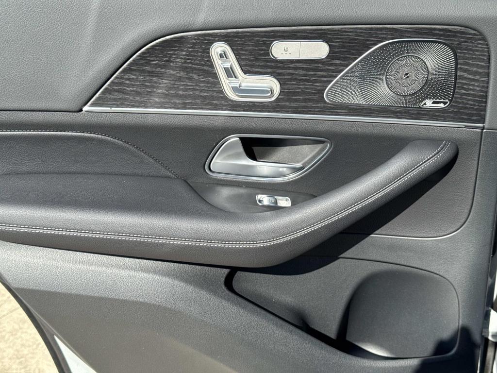 new 2026 Mercedes-Benz GLE 350 car, priced at $84,105