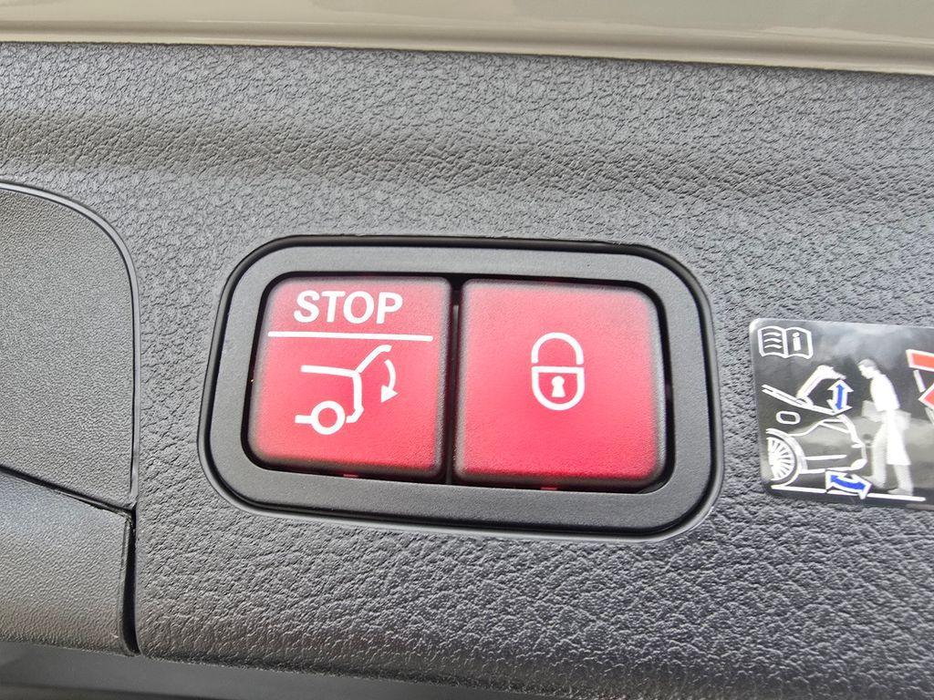 new 2026 Mercedes-Benz GLE 350 car, priced at $84,105