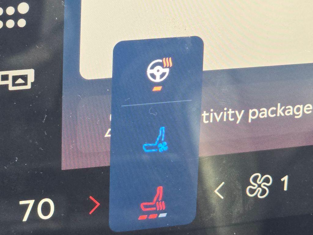 used 2024 Lincoln Nautilus car, priced at $47,704