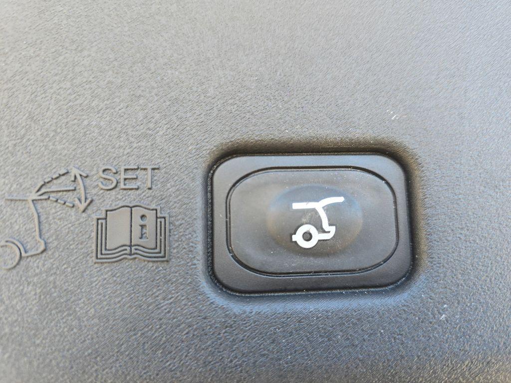 used 2024 Lincoln Nautilus car, priced at $47,704