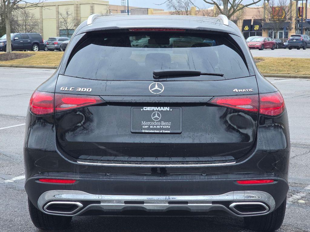 new 2026 Mercedes-Benz GLC 300 car