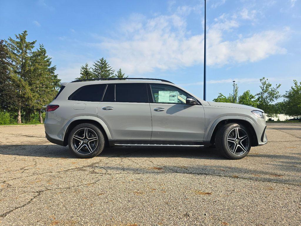 new 2026 Mercedes-Benz GLS 450 car, priced at $106,568