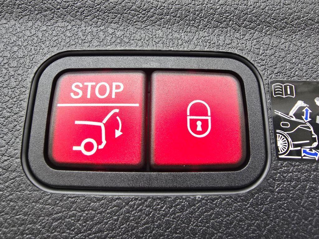 new 2026 Mercedes-Benz GLE 450 car, priced at $89,120