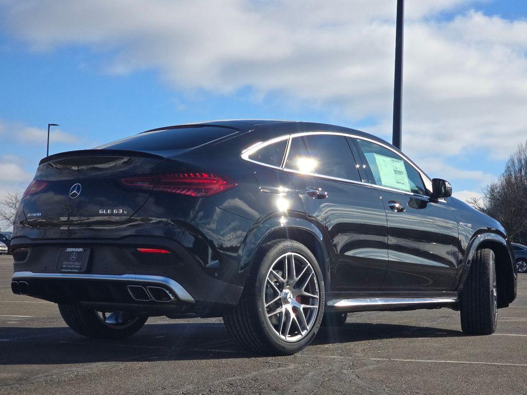 new 2026 Mercedes-Benz AMG GLE 63 car, priced at $141,055