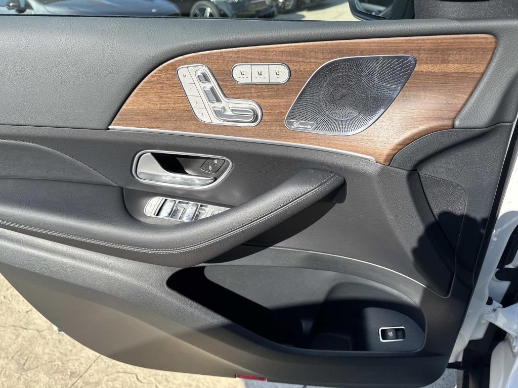 new 2026 Mercedes-Benz GLE 350 car, priced at $83,670