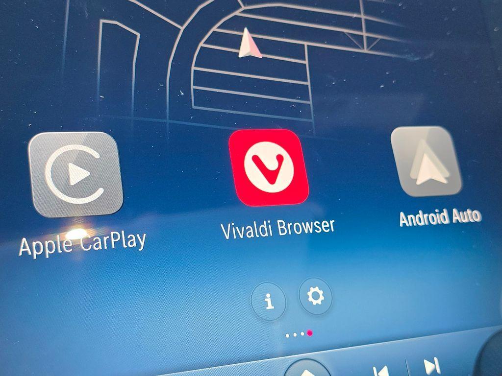 new 2026 Mercedes-Benz GLC 300 car, priced at $62,440