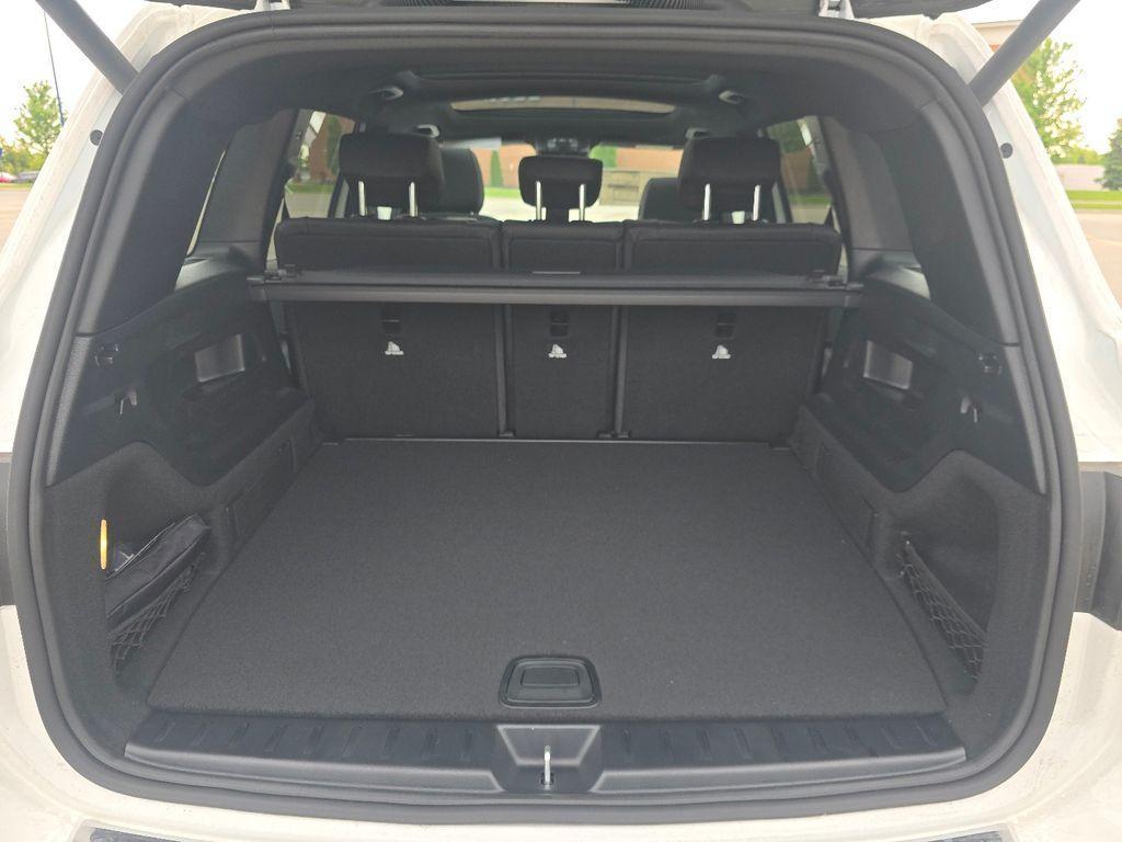 new 2026 Mercedes-Benz GLB 250 car, priced at $56,345