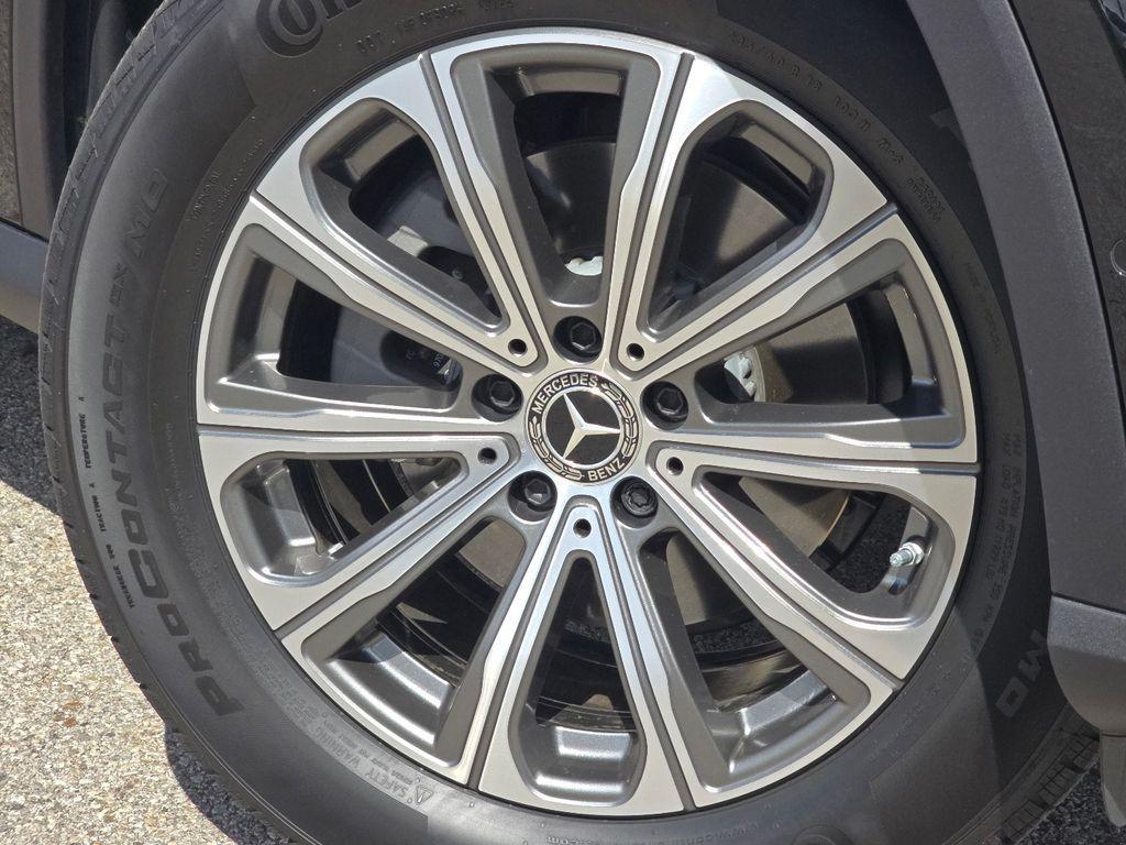 used 2026 Mercedes-Benz GLC 300 car, priced at $53,910