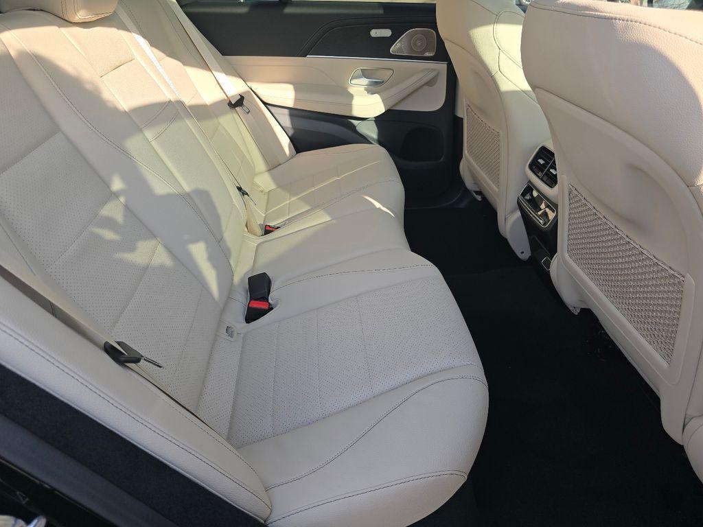 new 2026 Mercedes-Benz GLE 450 car