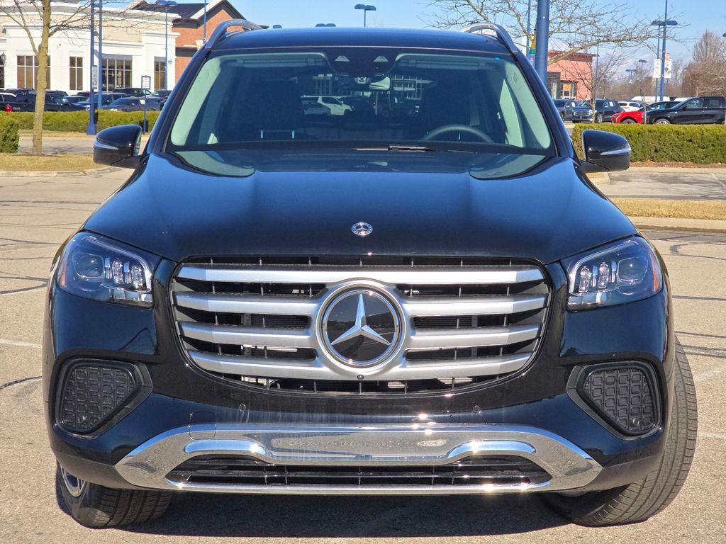 new 2026 Mercedes-Benz GLS 450 car, priced at $93,615