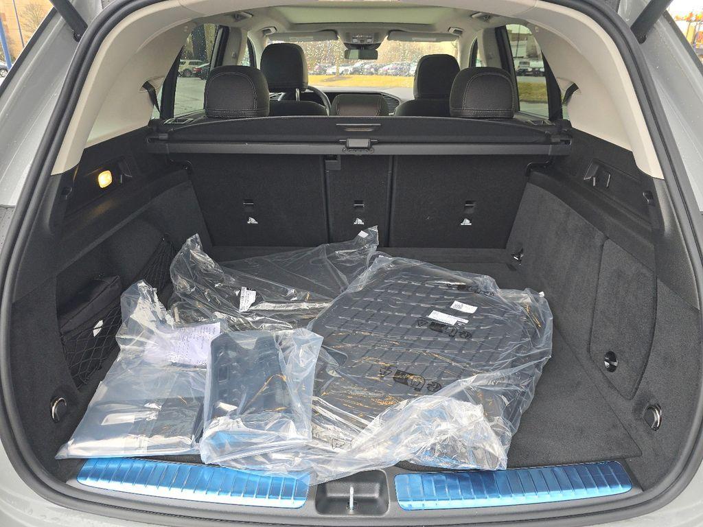 new 2026 Mercedes-Benz GLE 450 car, priced at $89,120