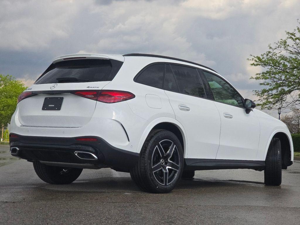 new 2026 Mercedes-Benz GLC 300 car, priced at $62,675