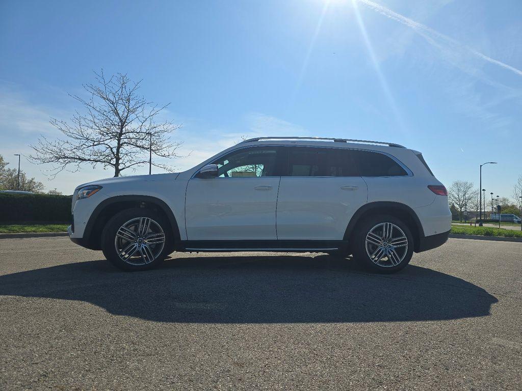 new 2026 Mercedes-Benz GLS 450 car, priced at $99,740