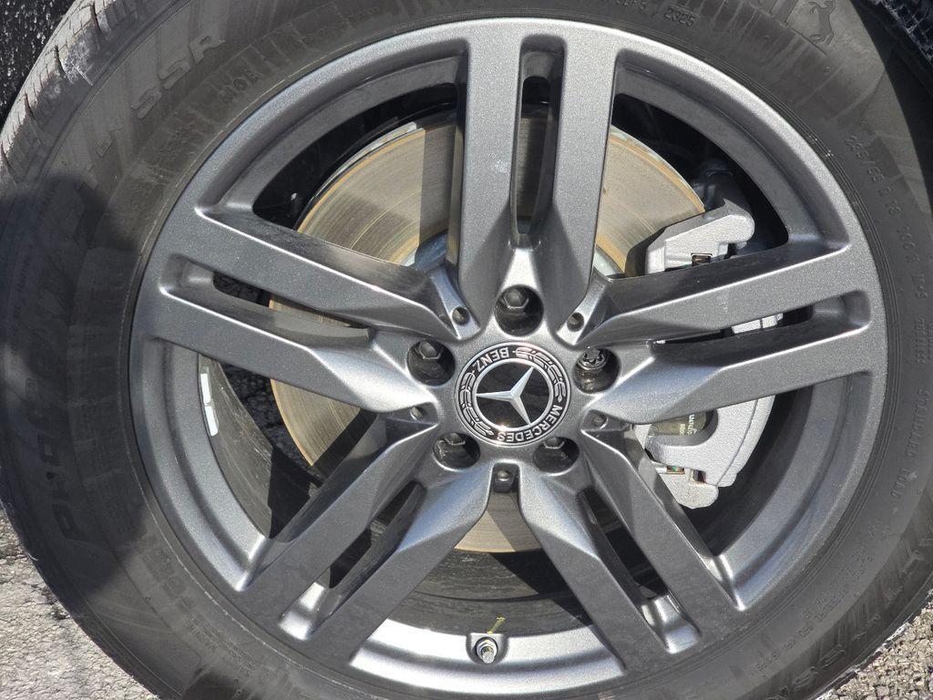 new 2026 Mercedes-Benz GLB 250 car, priced at $55,725