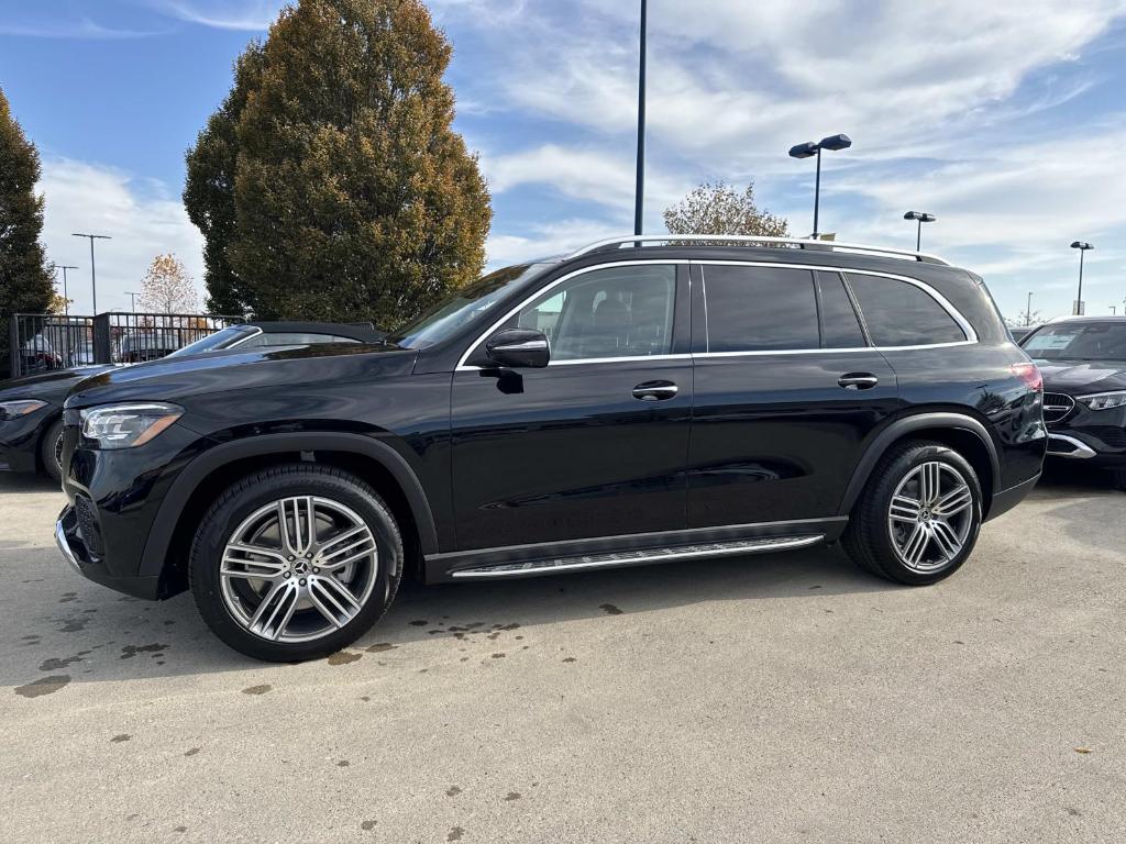 new 2026 Mercedes-Benz GLS 450 car, priced at $93,615