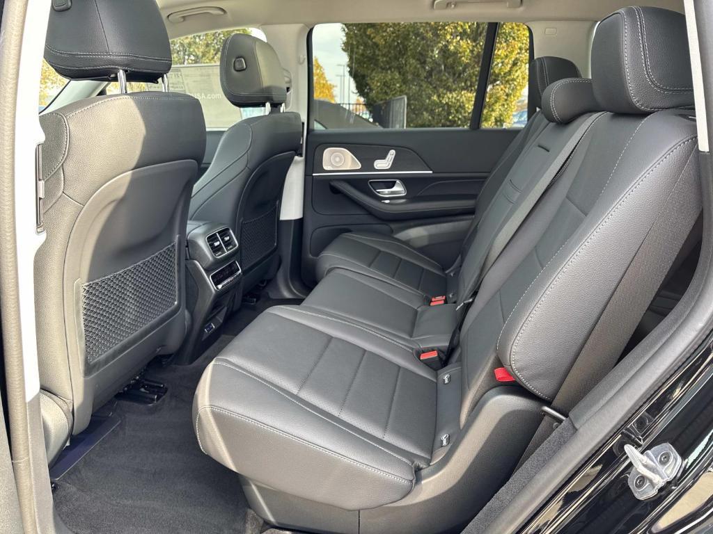 new 2026 Mercedes-Benz GLS 450 car, priced at $93,615
