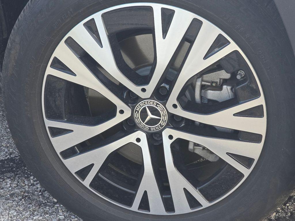 used 2024 Mercedes-Benz GLB 250 car, priced at $38,099
