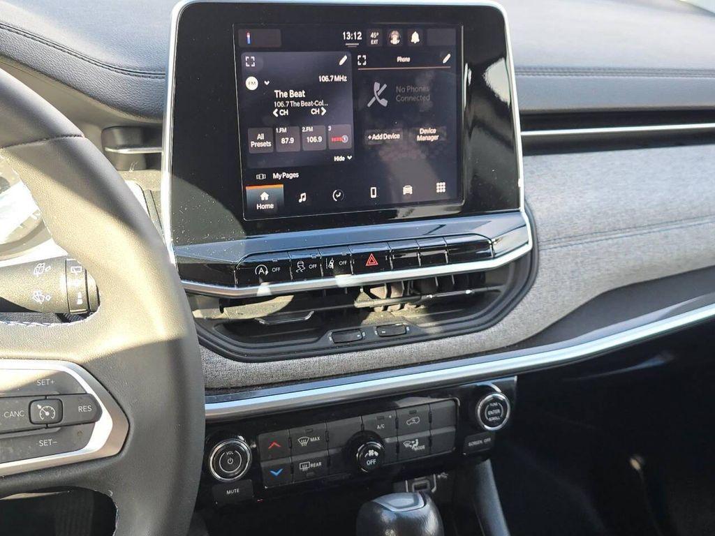 used 2022 Jeep Compass car, priced at $15,000