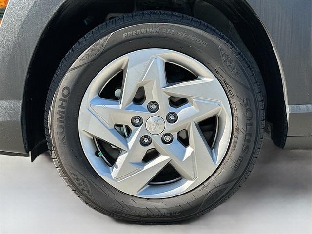 2024 Cyber Gray Metallic Hyundai KONA