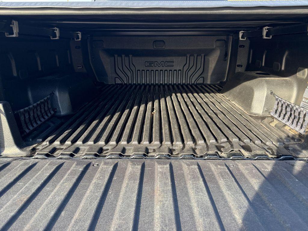 used 2022 Jeep Wrangler Unlimited car, priced at $28,509