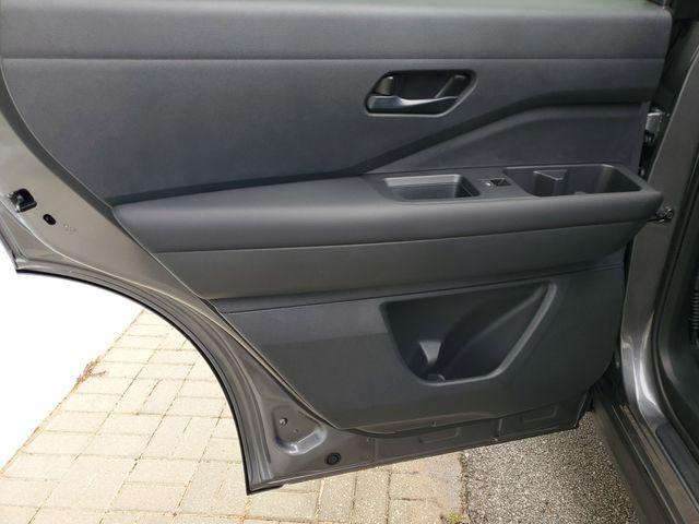 new 2026 Nissan Pathfinder car, priced at $42,075