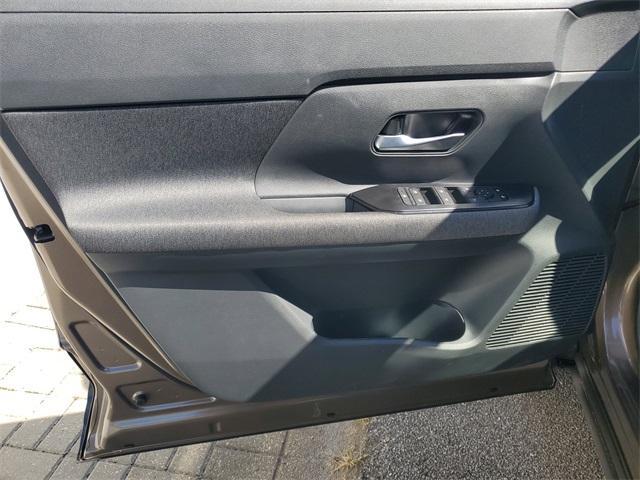 new 2026 Nissan Kicks car, priced at $25,312