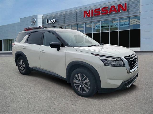 used 2022 Nissan Pathfinder car, priced at $26,995