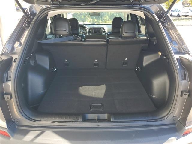 used 2019 Jeep Cherokee car, priced at $17,995